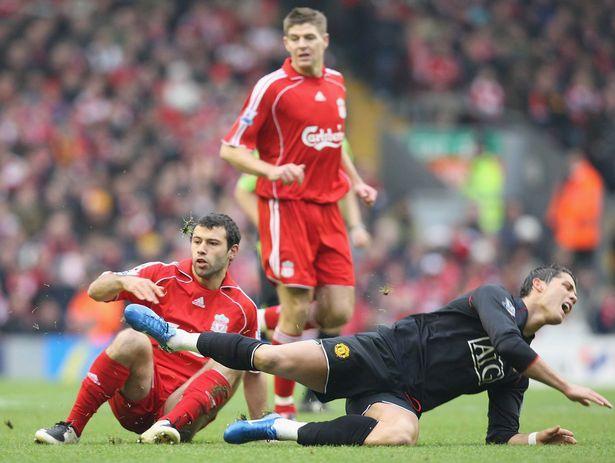 每体报道巴萨U19加里巴：偶像普约尔，有超脱黑人中卫的心智