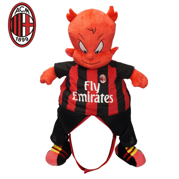 北爱尔兰小将唐利：在热刺时凯恩帮了我很多，这让我喜欢回撤