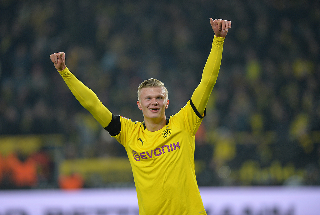 半岛晨报：中足联不作为，中超倒数第二轮不同时开球影响公平（半岛晨报：中足联失职，中超倒数第二轮未统一开球时间损害竞赛公平）